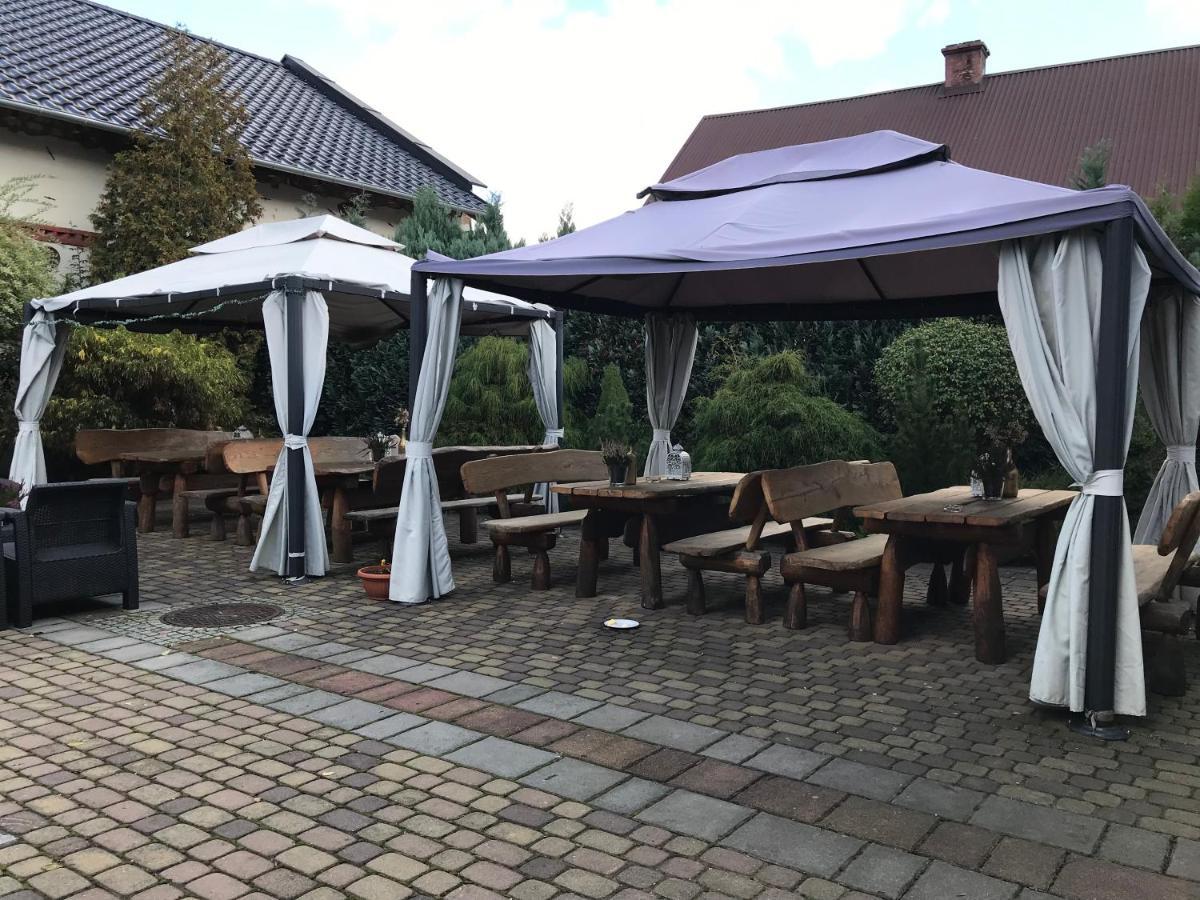 Arkadia Gosciniec-Klima,Parking,Ogrod Hotell Opole Exteriör bild